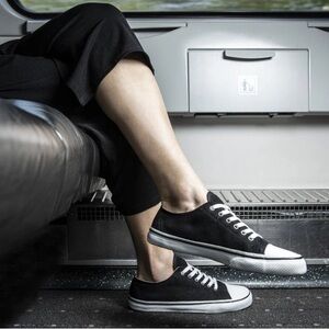 Bohempia Herlik 2.0 Barefoot ‘Converse’ Style canvas sneakers